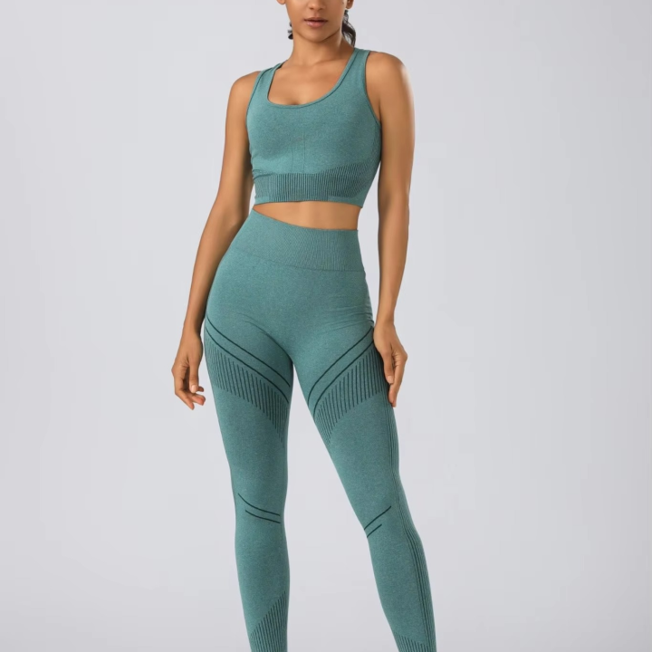 Best Selling 3 Piece Seamless Yoga Set with High Waist Leggings Sports Bra and Zip Jacket Workout Sets for Women